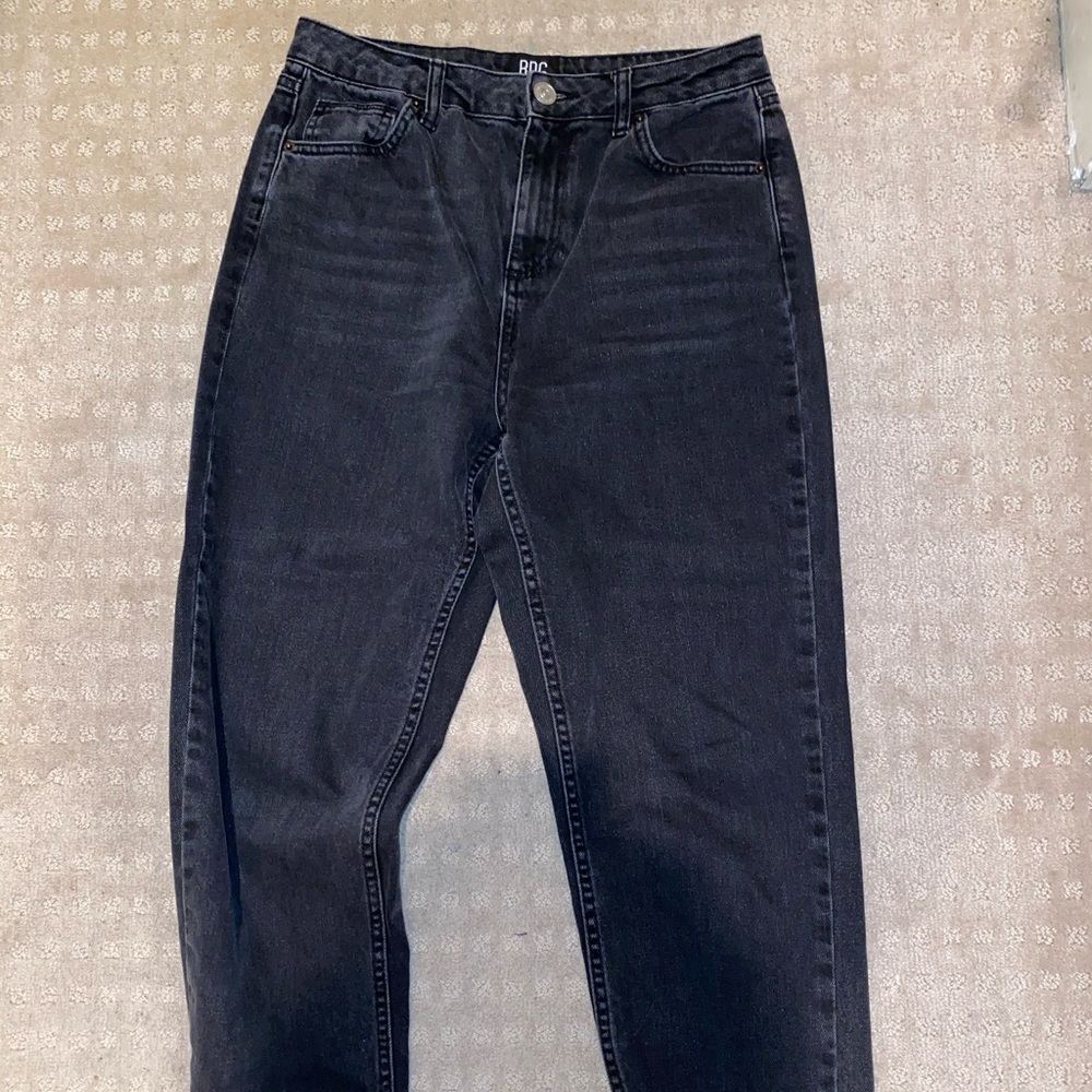 URBAN OUTFITTERS BDG mom jeans
